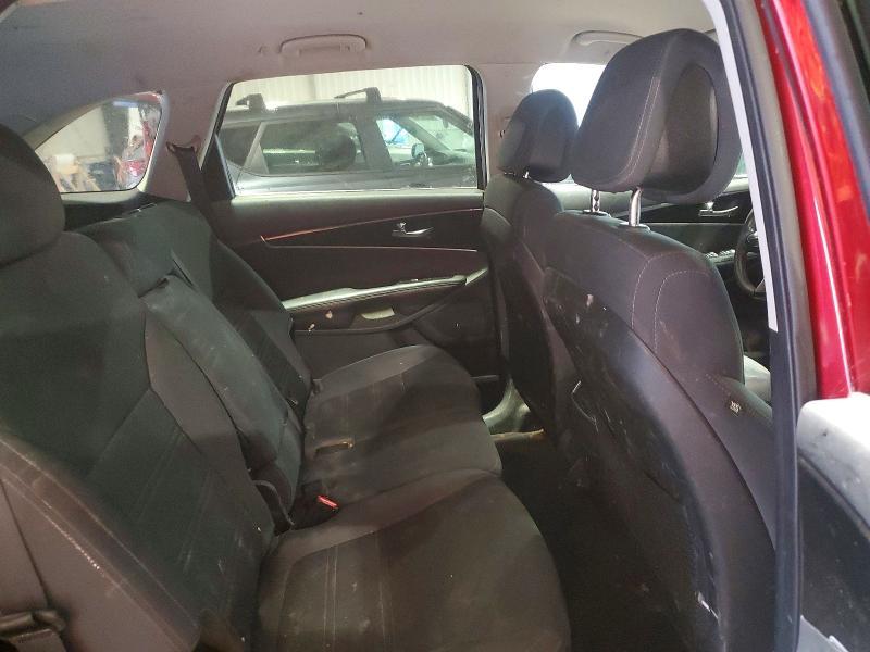 2016 KIA Sorento lx V6