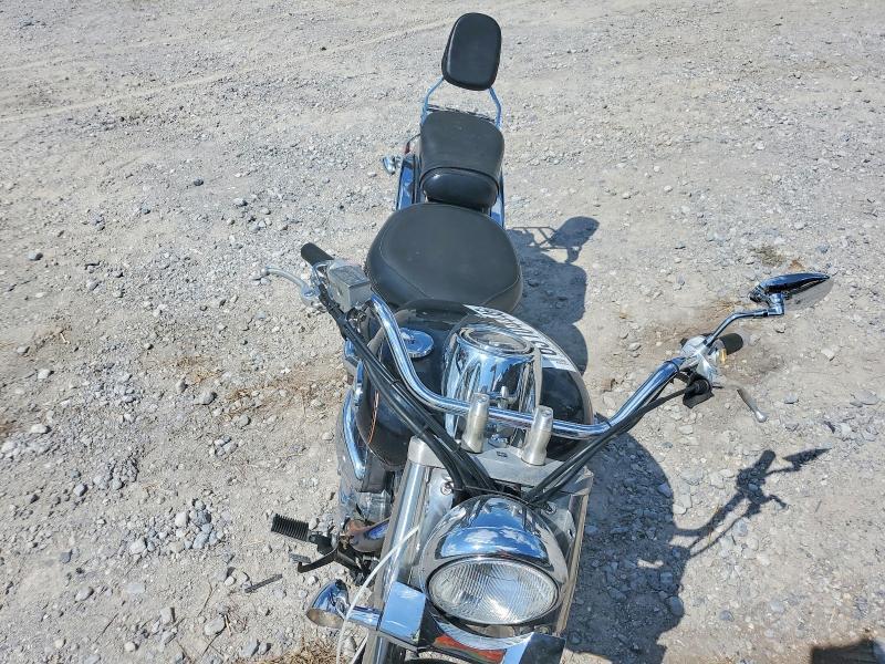 2004 Suzuki VL800