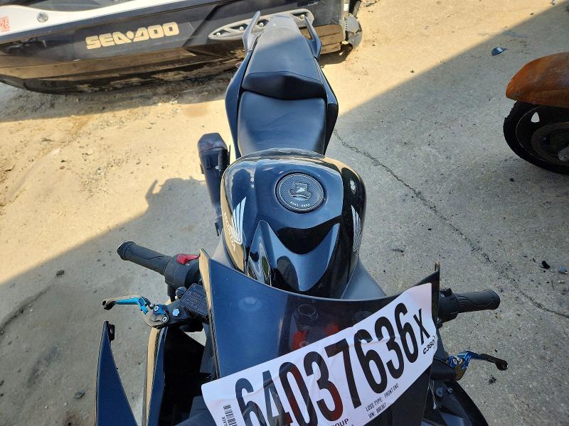 2011 Honda CBR250 R