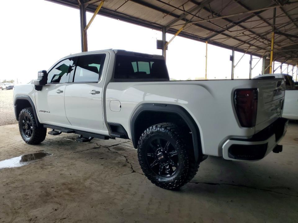 2024 GMC Sierra