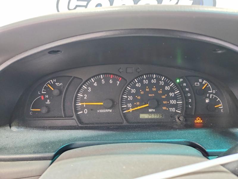 2001 Toyota Tundra SR5
