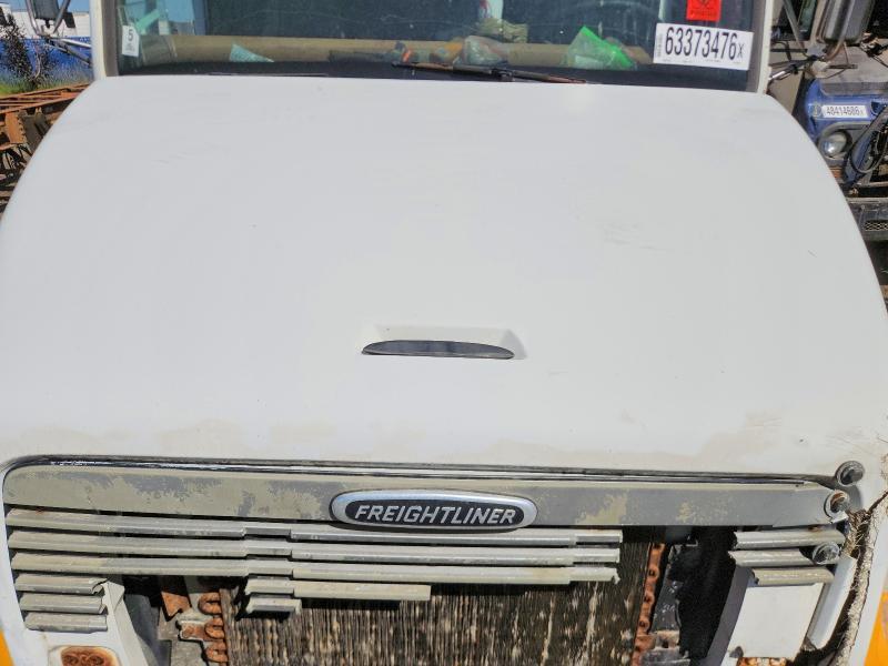 2000 Freightliner Medium Conventional FL80
