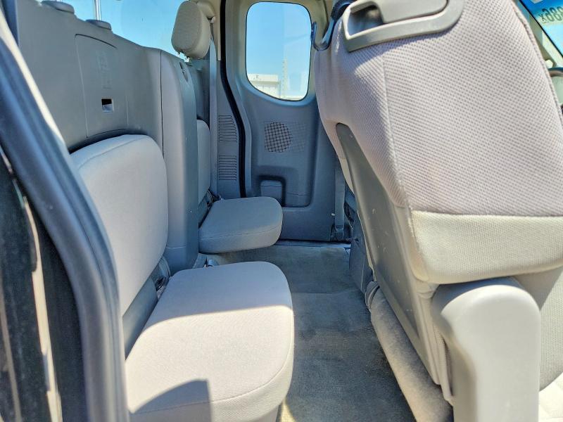 2013 Nissan Frontier S