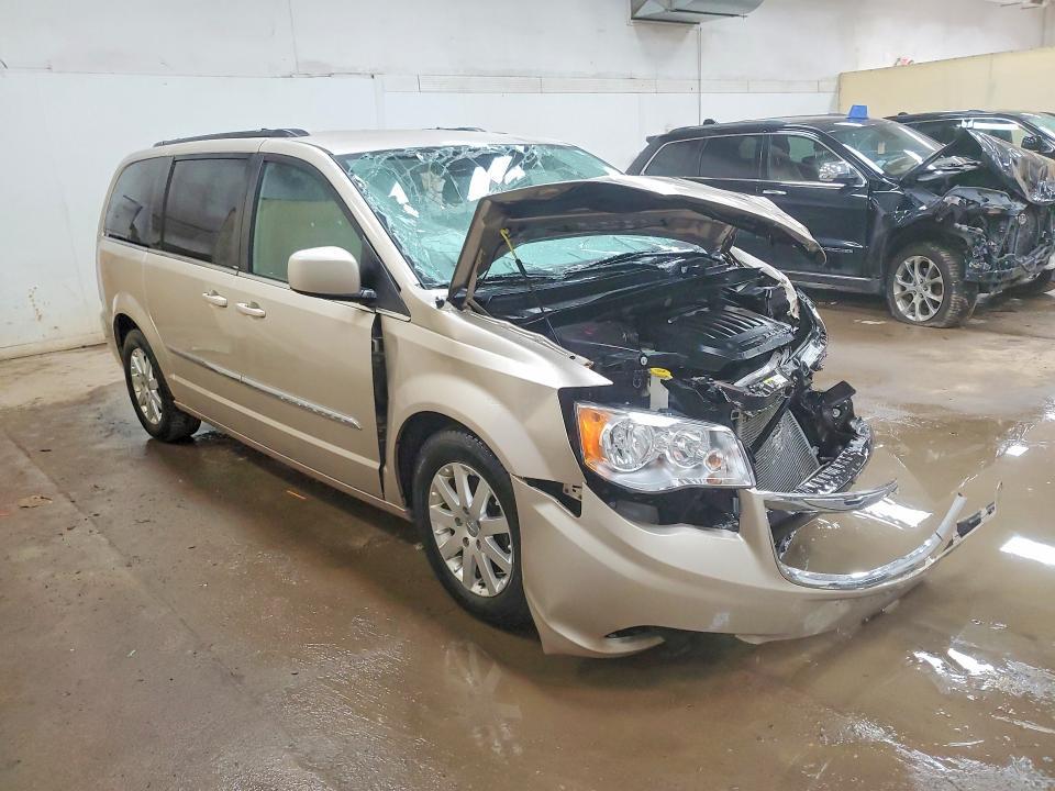 2013 Chrysler Town & Country Touring