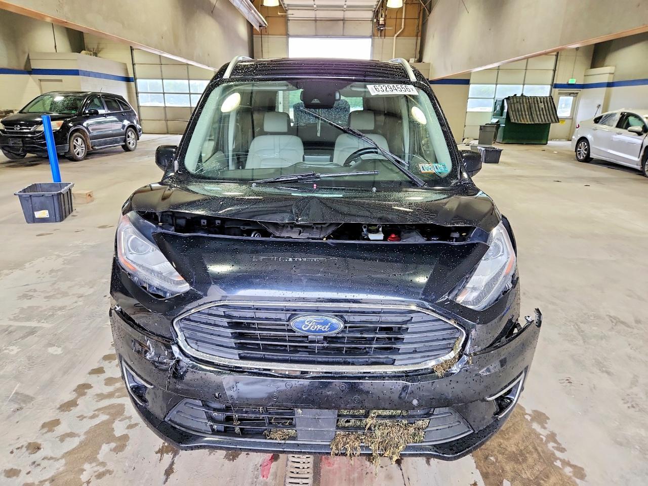 2019 Ford Transit Connect Titanium