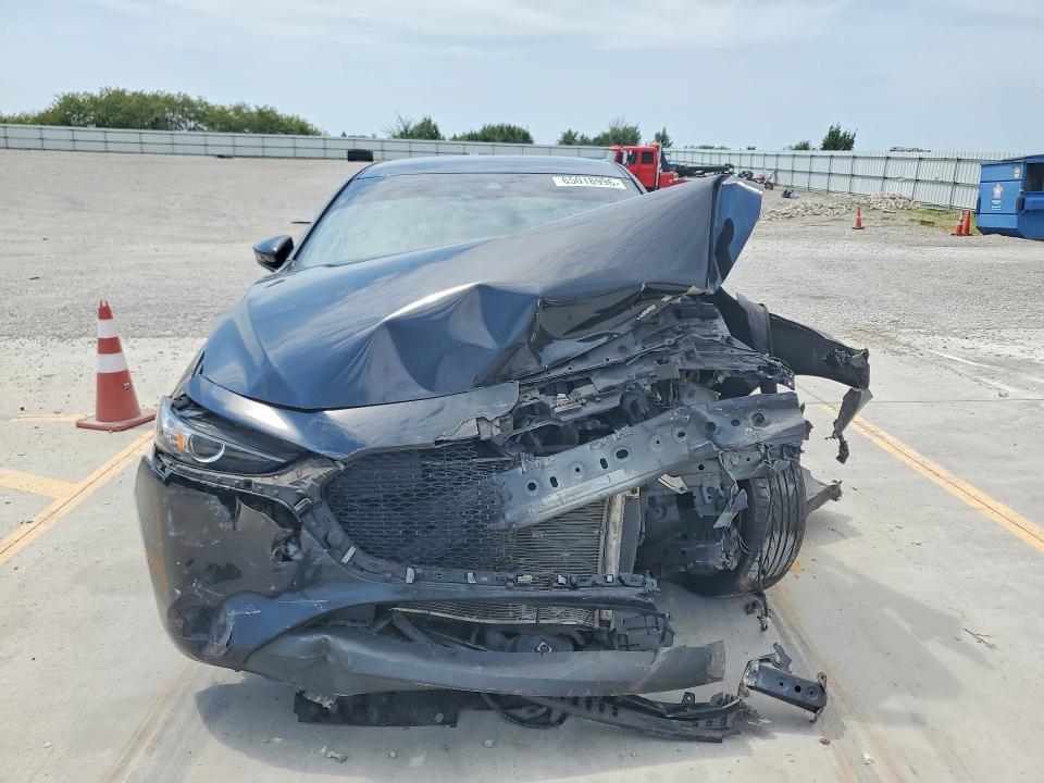 2023 Mazda 3 Select