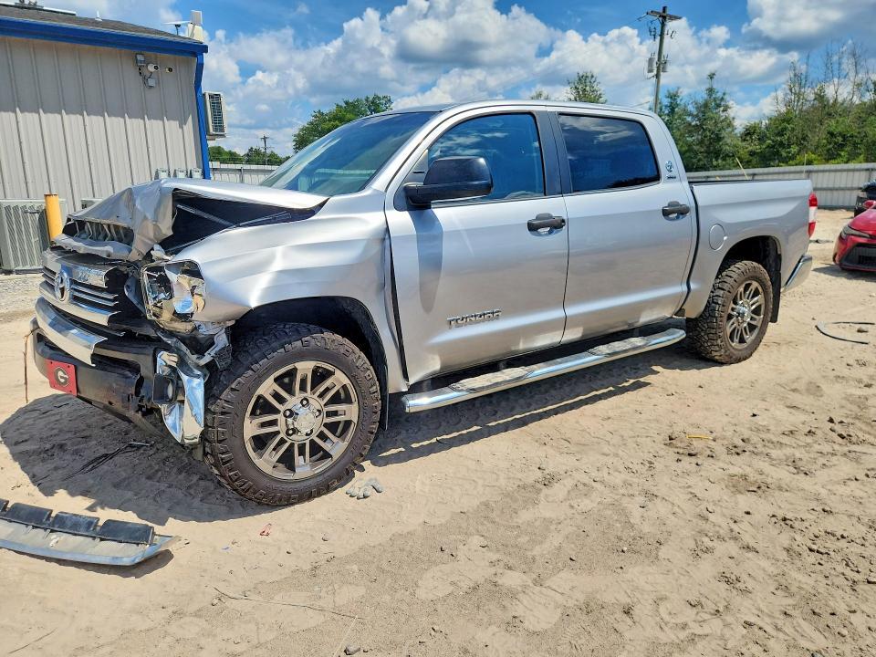 2016 Toyota Tundra Crewmax SR5