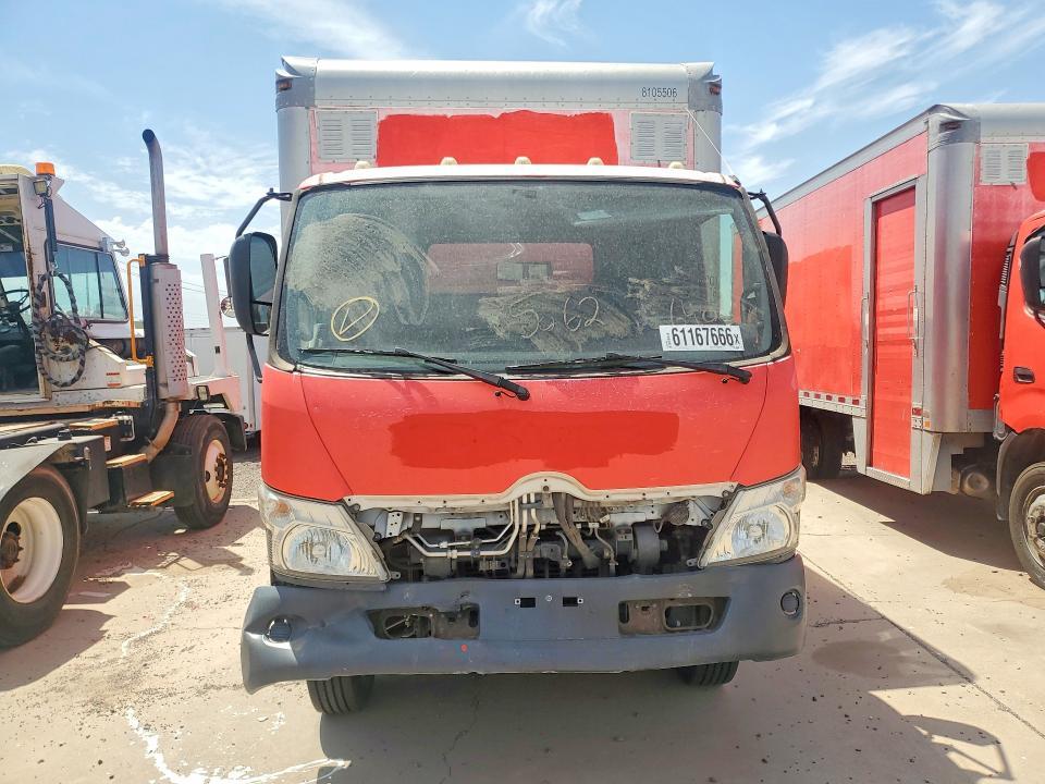 2018 Hino 195 BOX Truck