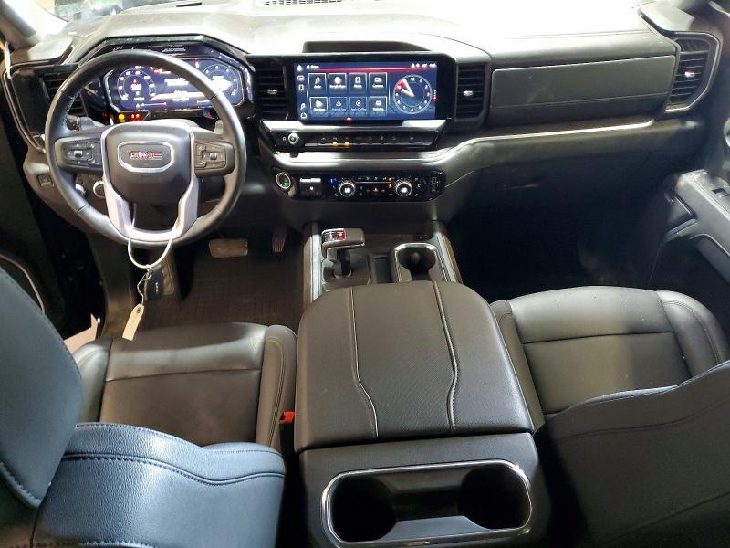 2026 GMC Sierra K1500 SLT