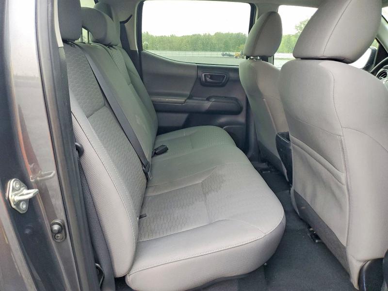 2017 Toyota Tacoma SR V6
