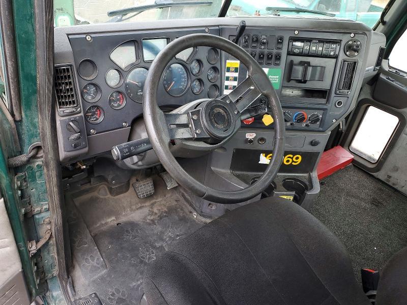2017 Mack CXU612 Semi Truck