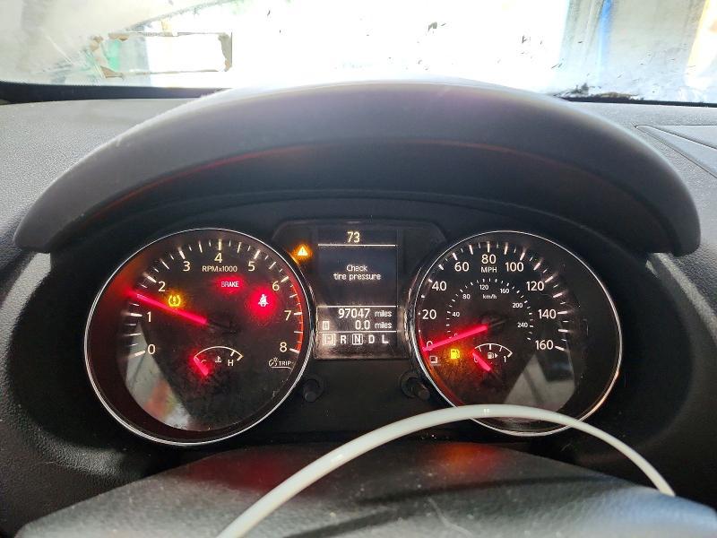2011 Nissan Rogue s