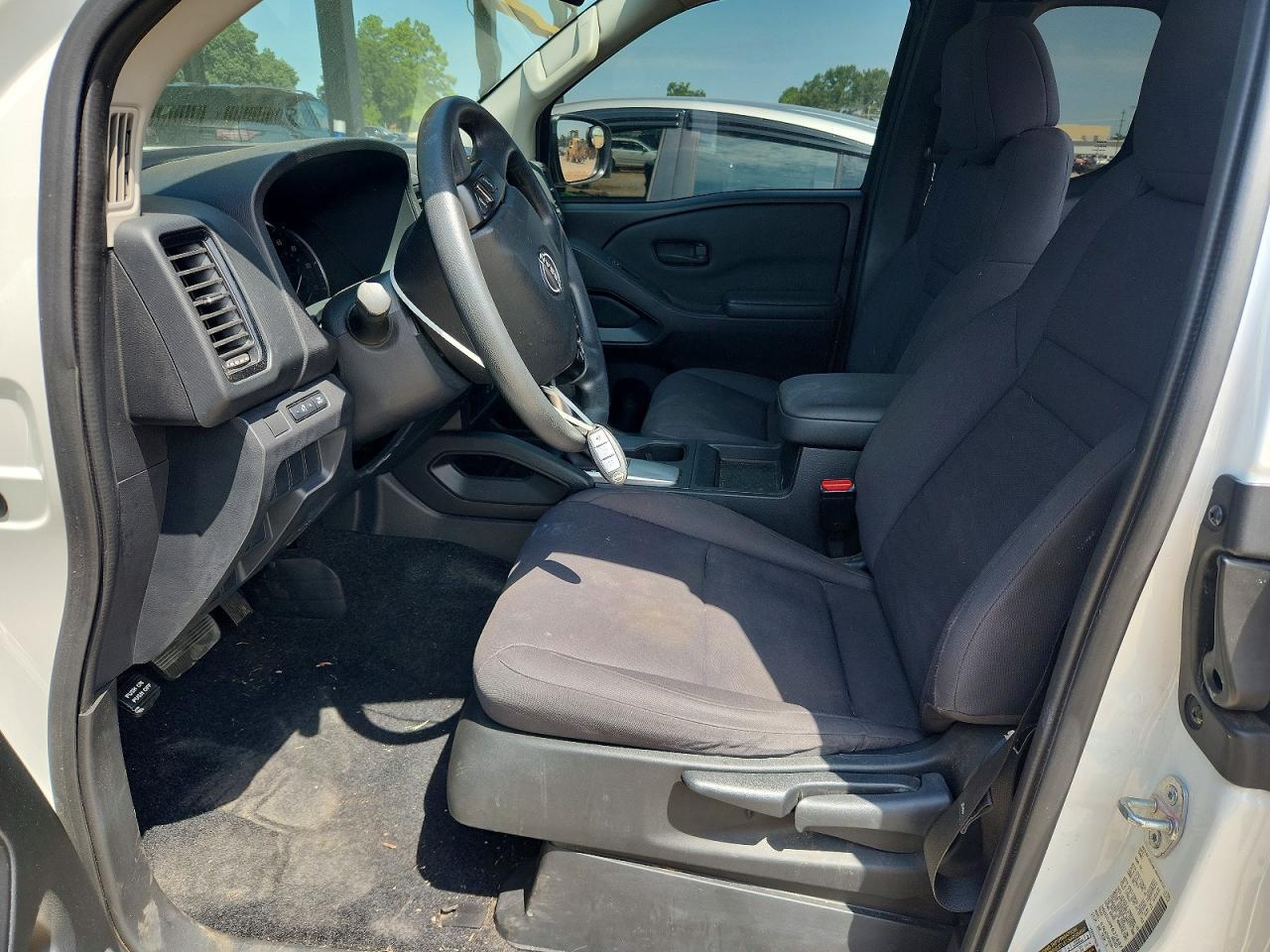 2023 Nissan Frontier S