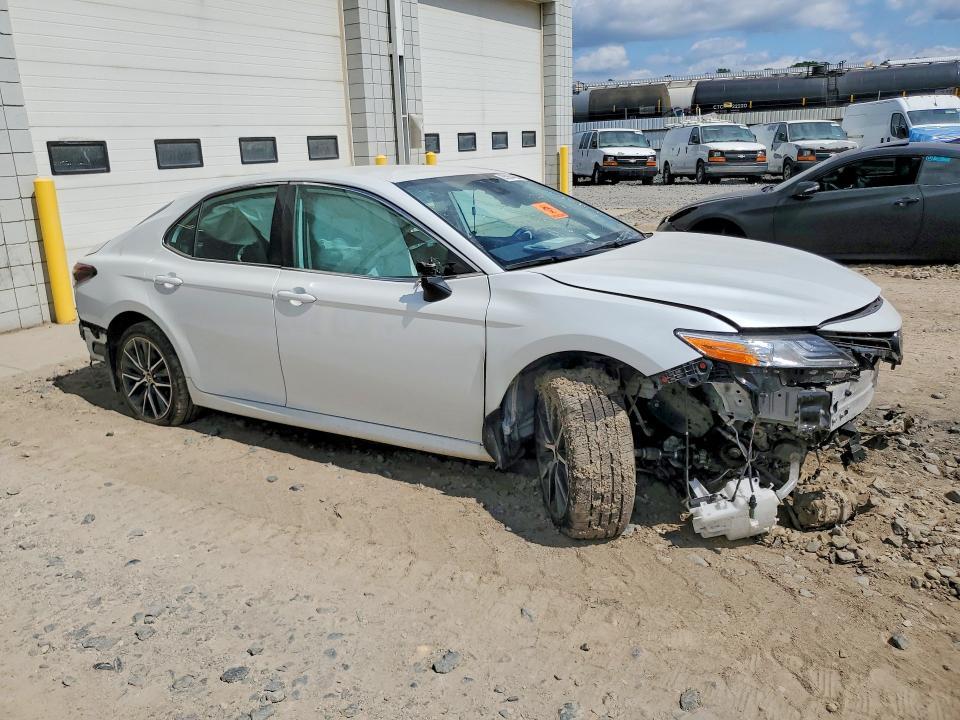 2022 Toyota Camry xle