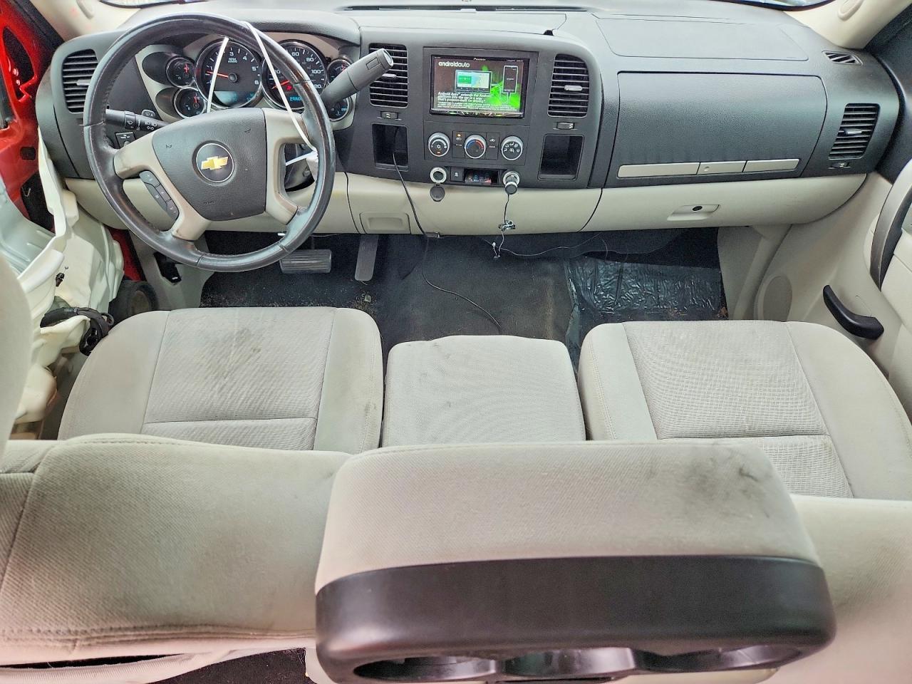 2011 Chevrolet Silverado C1500 LT