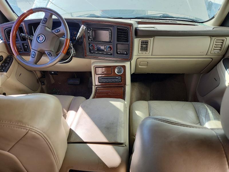 2004 Cadillac Escalade Luxury