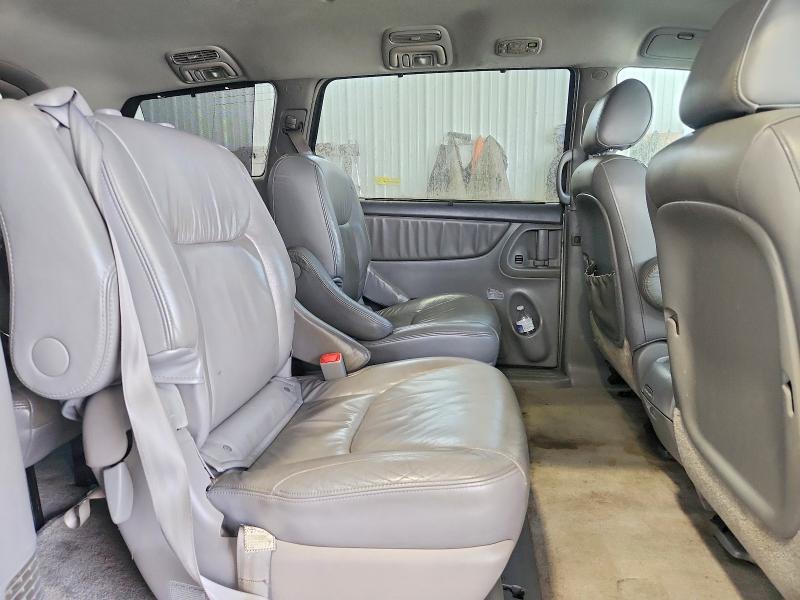 2006 Toyota Sienna xle 7 Passenger