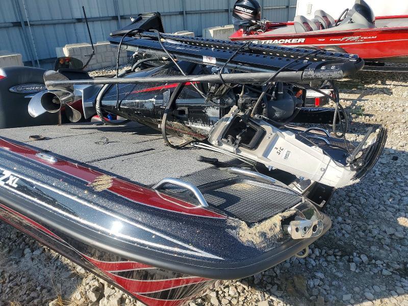 2026 Phoenix Marine 721 ZXL Boat