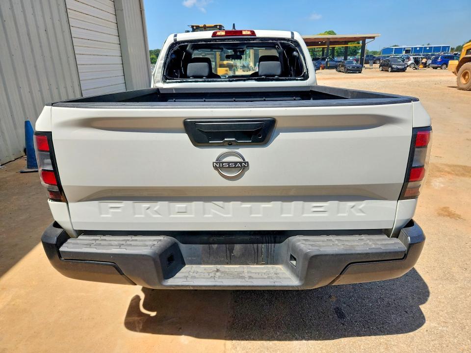 2023 Nissan Frontier S