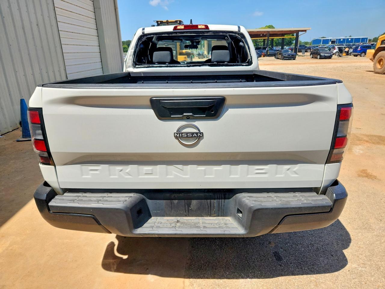 2023 Nissan Frontier S