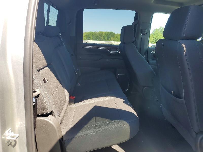 2026 GMC Sierra K2500 SLE