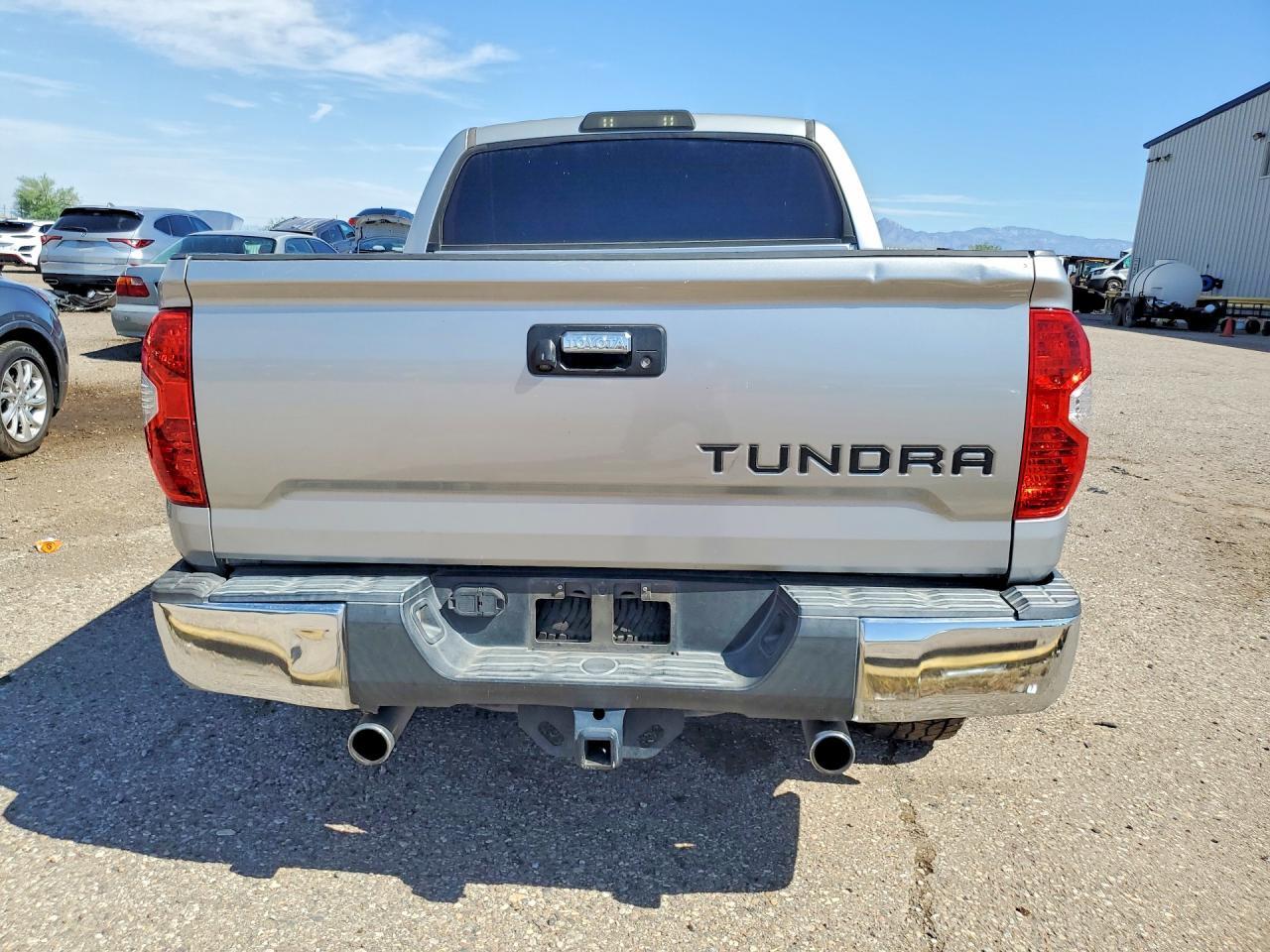 2014 Toyota Tundra Crewmax SR5
