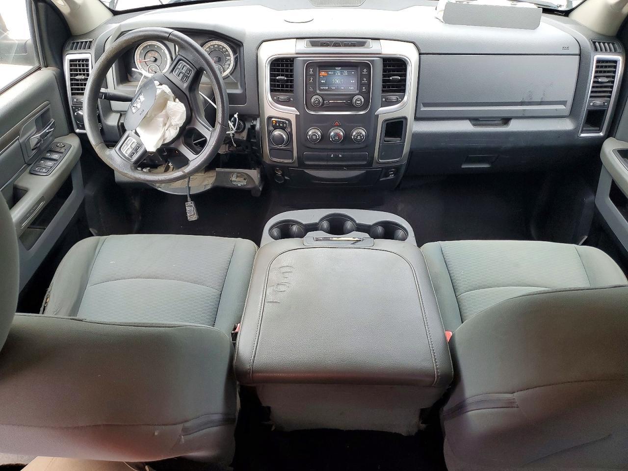 2016 Dodge RAM 1500 SLT