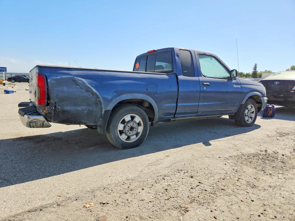 2000 Nissan Frontier XE