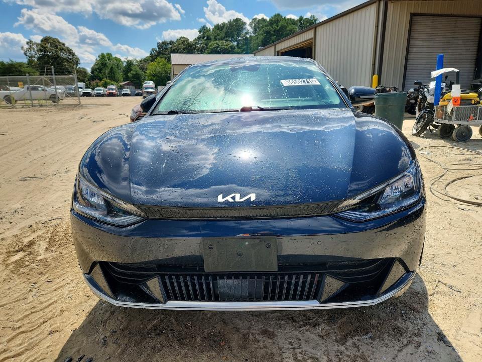 2024 KIA EV6 Wind