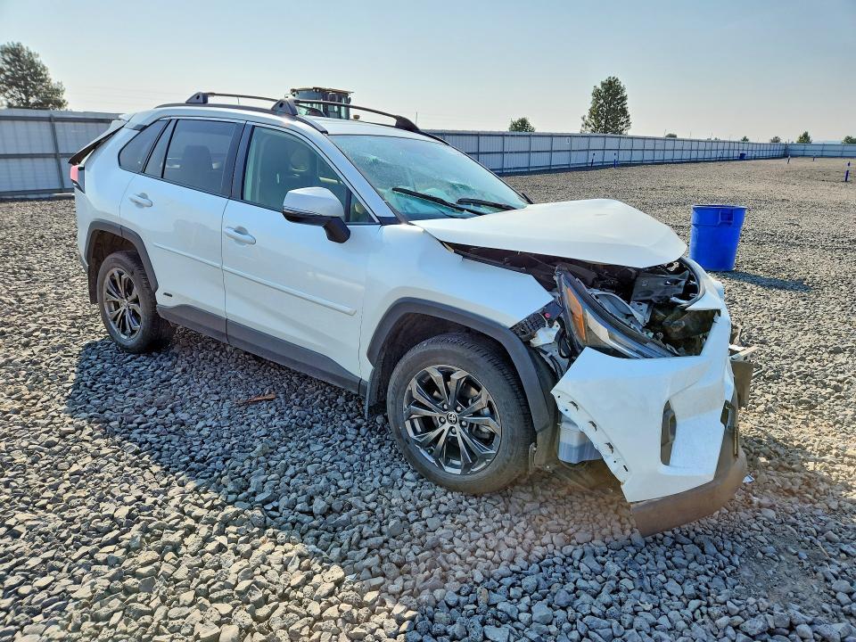 2024 Toyota Rav4 xle Premium
