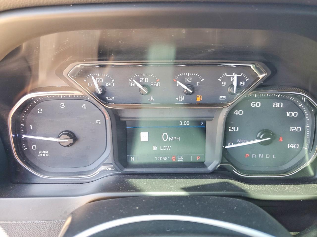 2020 GMC Sierra K2500 SLT