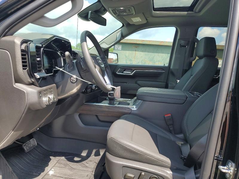 2026 GMC Sierra K1500 SLT