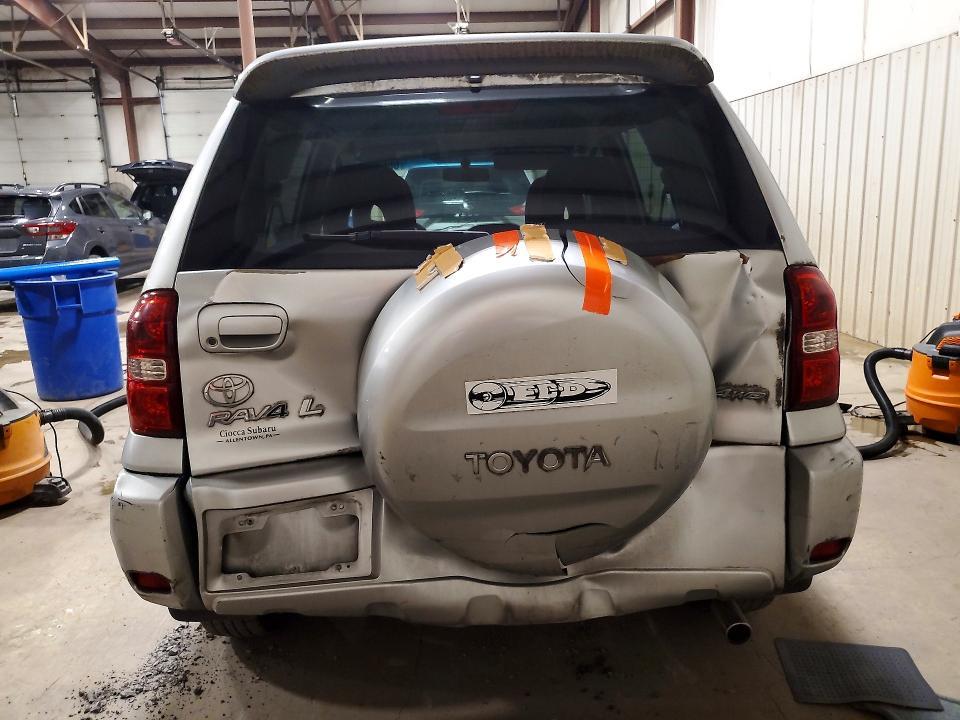 2004 Toyota Rav4 Base