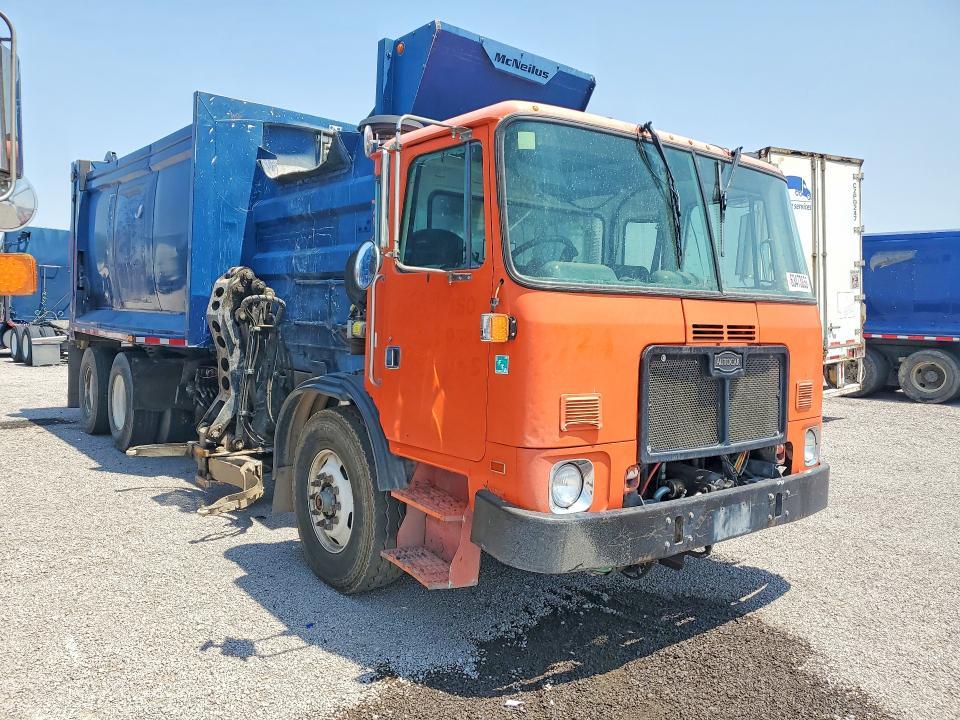 2011 Autocar Llc Xpeditor Refuse Truck