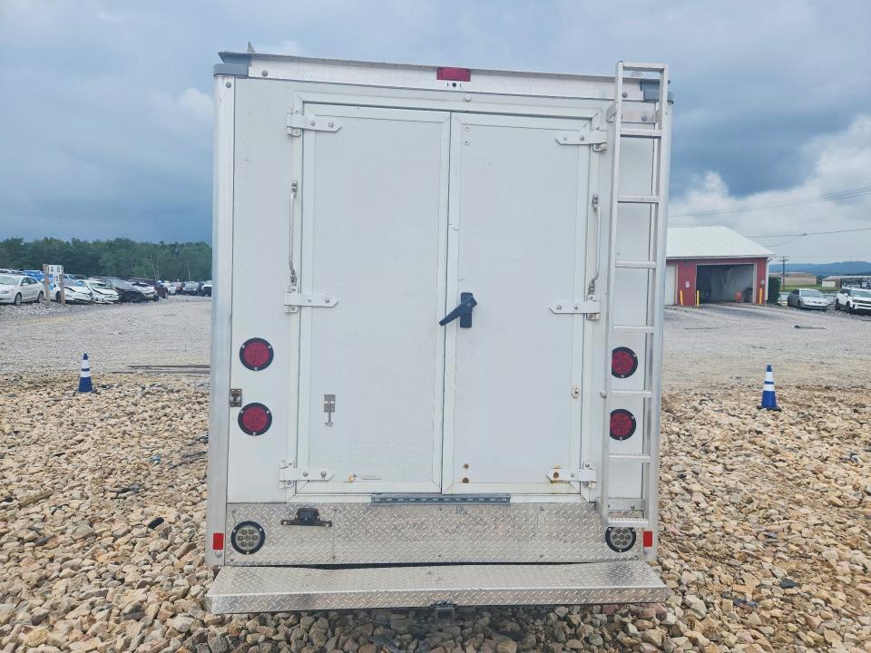 2014 GMC Savana Cutaway G3500
