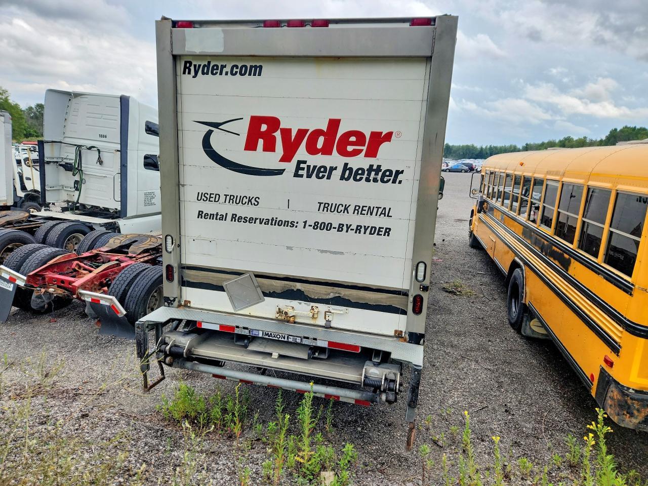 2020 International MV607 Refrigerated BOX Truck