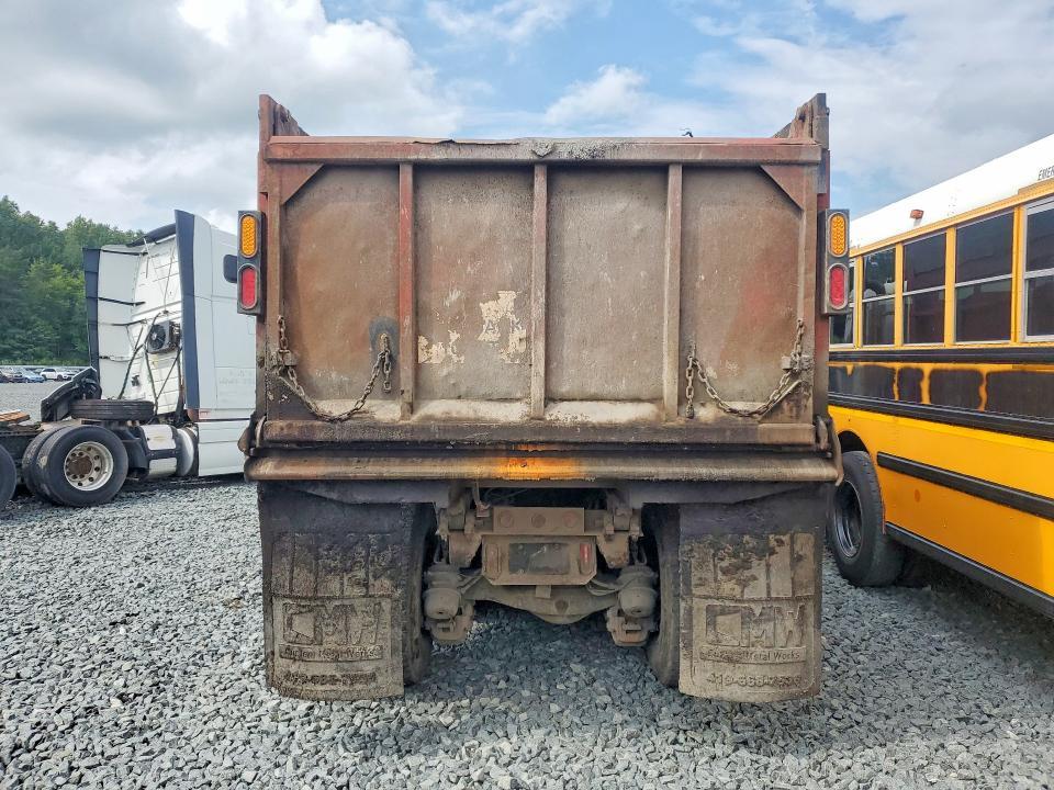 2007 Mack 700 CTP700