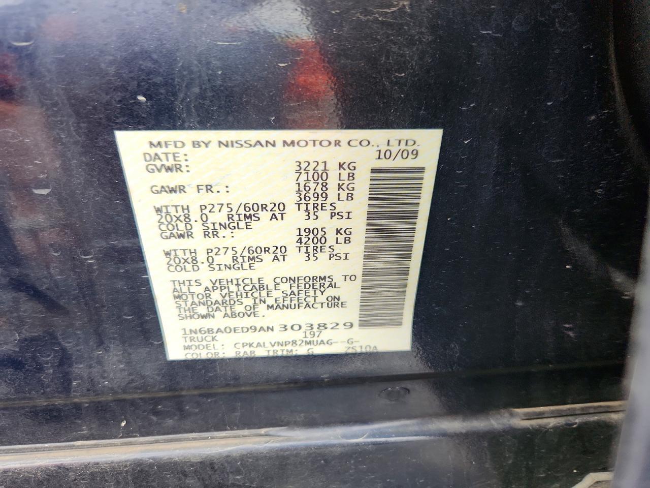 2010 Nissan Titan SE
