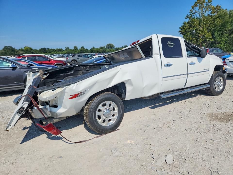 2014 Chevrolet Silverado K3500 LT