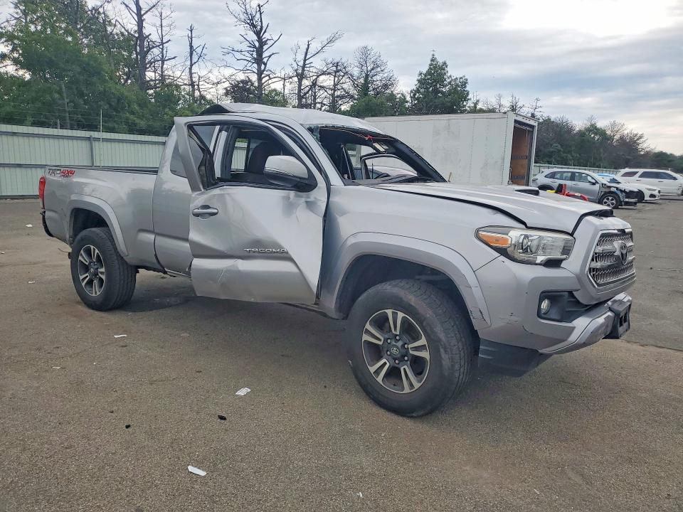 2016 Toyota Tacoma TRD Sport