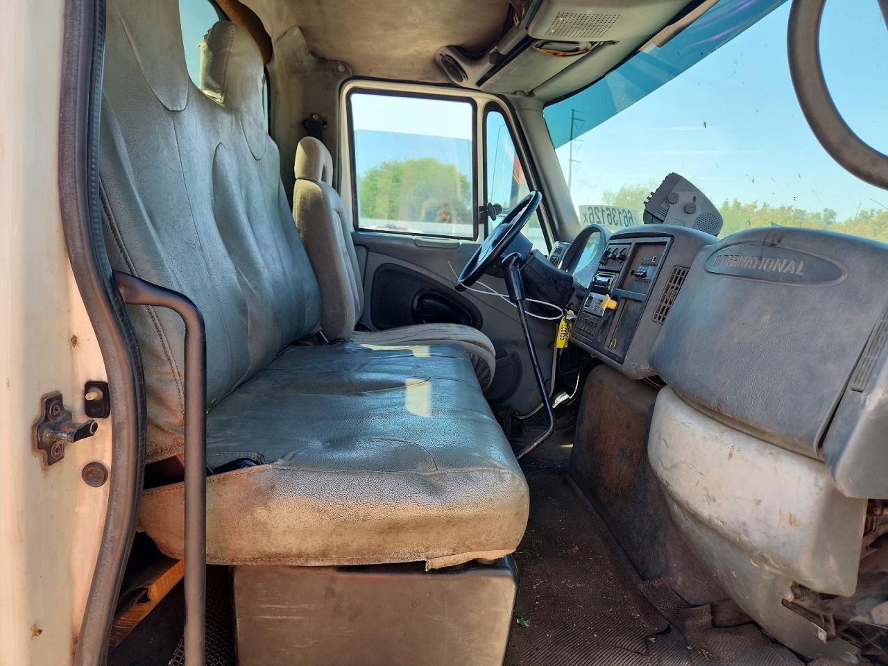 2003 International 4000 4300