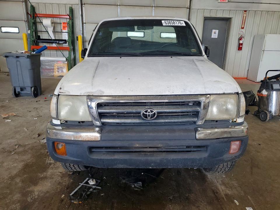 1999 Toyota Tacoma