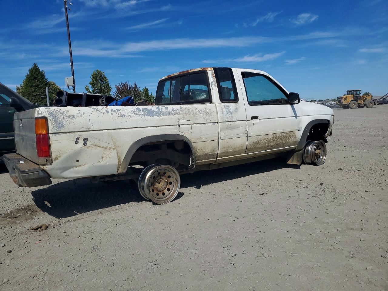 1997 Nissan Pickup Base