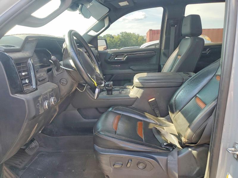 2024 GMC Sierra K1500 AT4