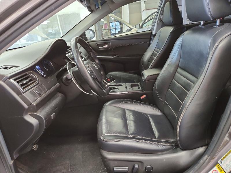 2015 Toyota Camry Hybrid xle
