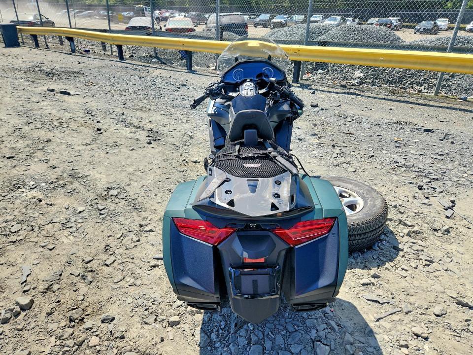 2024 Honda GL1800 B