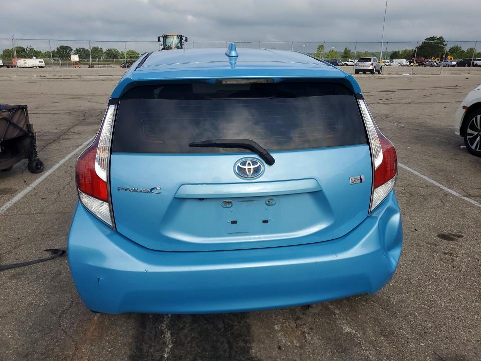 2016 Toyota Prius c Four