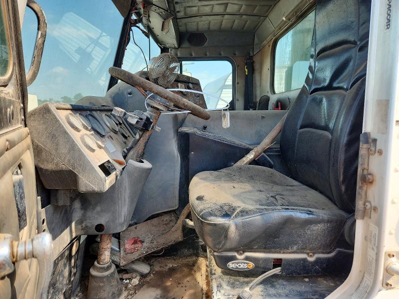 2003 Peterbilt 320 Refuse Truck