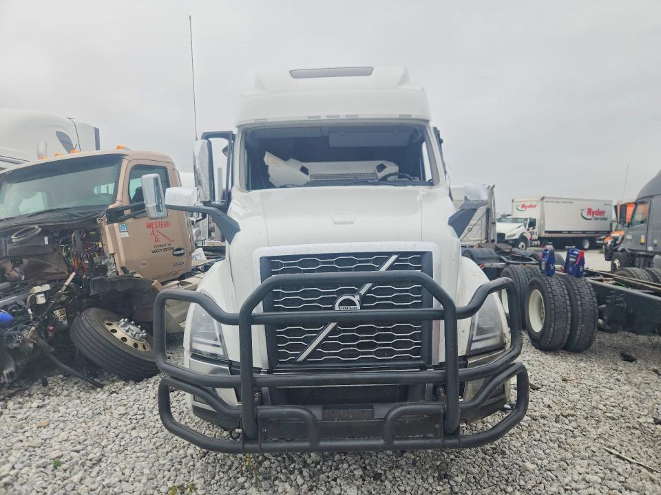 2025 Volvo VNL Semi Truck