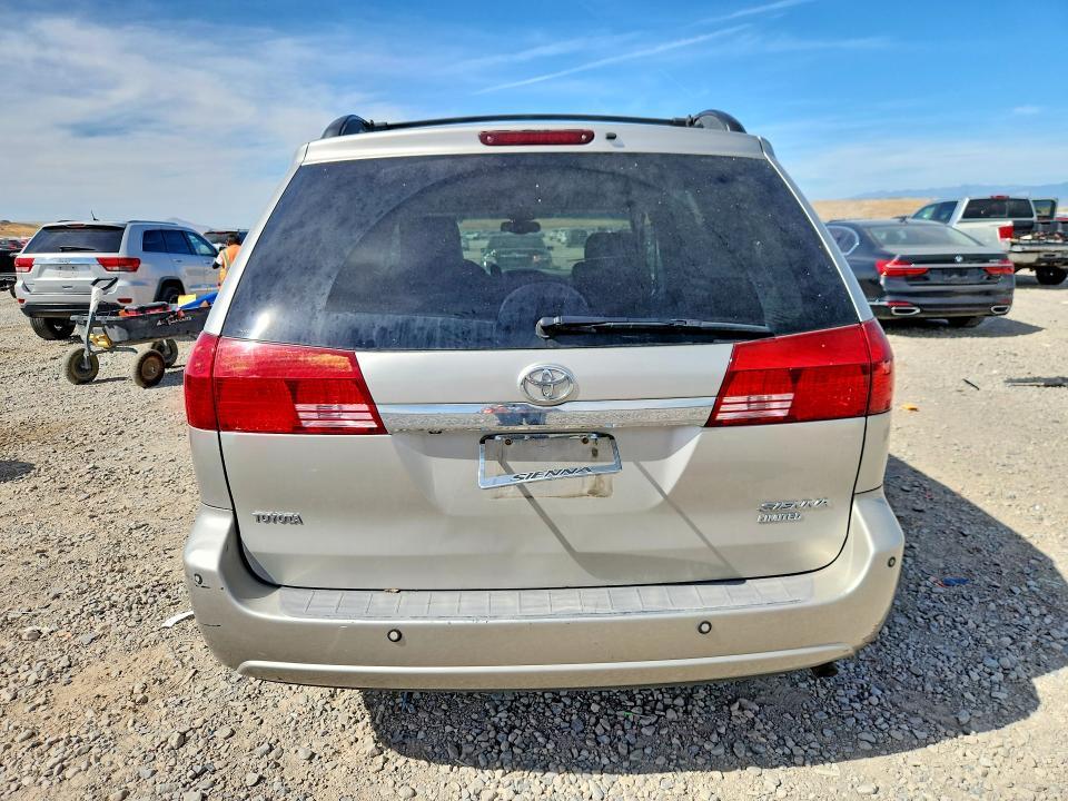 2005 Toyota Sienna xle Limited 7 Passenger